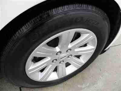 WHITE SEDAN LOW MILES XM RADIO CLEAN TITLE FINANCE STEREO POWER AIR AUTO CRUISE, image 9