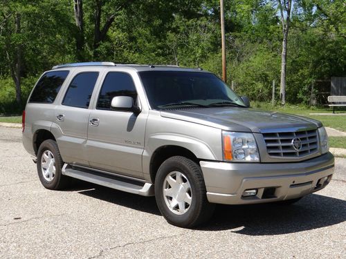 2003 cadillac escalade awd * sunroof * bose * 3rd row * backup censor