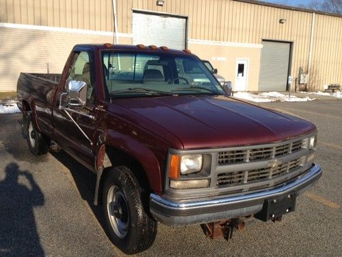 1997 chevy pick-up k2500, 4wd, auto, clean body,no rust, 350 v8,runs/drives good