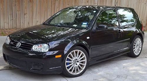 2004 volkswagen r32, black,black, new condition, 6 disc player, owner selling