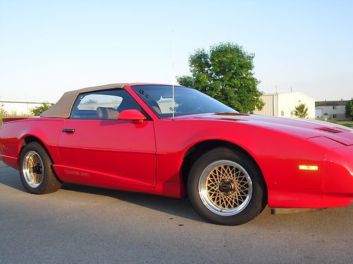 1991 Pontiac Firebird Trans Am CONVERTIBLE, RARE LOW PRODUCTION,22K MILES, MINT!, image 21
