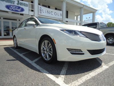 Crystal Champagne Panoramic Vista Roof One Owner We Finance, image 3