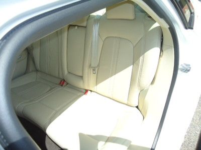 Crystal Champagne Panoramic Vista Roof One Owner We Finance, image 16
