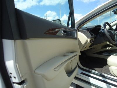 Crystal Champagne Panoramic Vista Roof One Owner We Finance, image 28