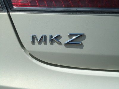 Crystal Champagne Panoramic Vista Roof One Owner We Finance, image 43