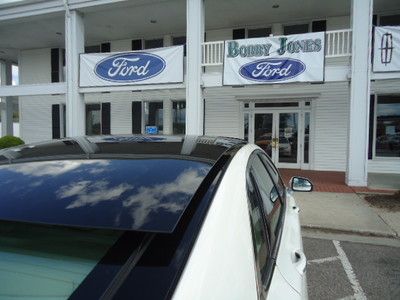 Crystal Champagne Panoramic Vista Roof One Owner We Finance, image 49