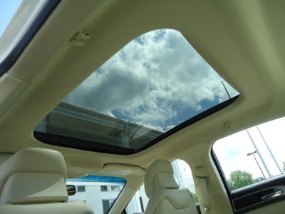 Crystal Champagne Panoramic Vista Roof One Owner We Finance, image 54
