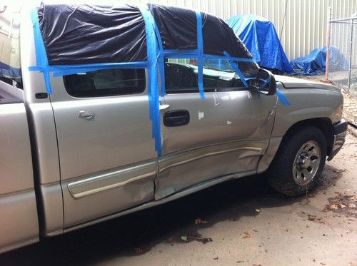 2005 chevrolet silverado 1500 crewcab wrecked