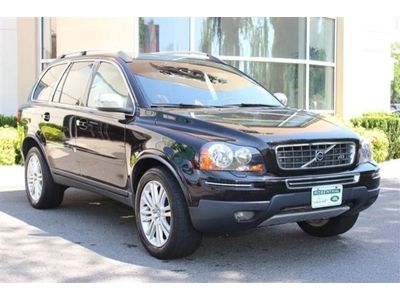V8 awd 7 passanger navigation leatjer heated seats sunroof alloy wheels