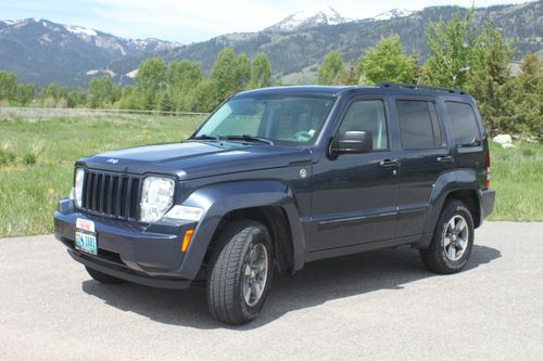 2008 jeep liberty sport 4wd: sport utility 4-door 3.7l