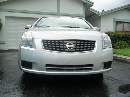 2007 nissan sentra s sedan 4-door 2.0l    *clean title*