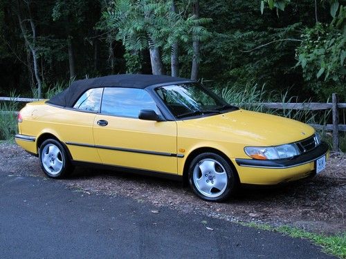 1997 saab 900 se 2.0 turbo ... 88,834 original miles ... 5 speed ... convertible