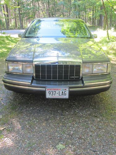 1991 Lincoln Town Car Executive Sedan - NO RESERVE - Southern Car in Wisconsin, US $2,500.00, image 2