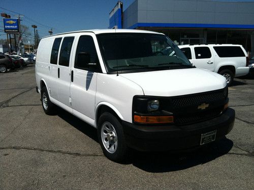 2011 chevrolet express cargo van work van