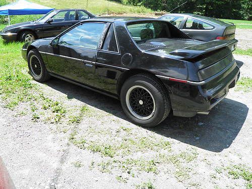 1987 pontiac fiero gt coupe 2-door body with 2.5l in-line 4cyl