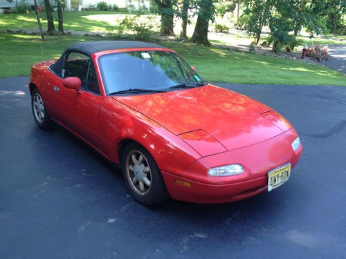 1990 mazda miata base convertible 2-door 1.6l