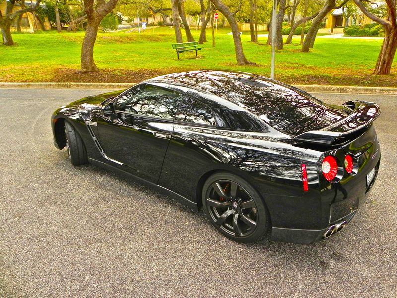 2010 Nissan GT-R, US $41,200, image 2