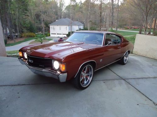 1972 chevy chevelle, gold exterior, brown interior, 2-door coupe,