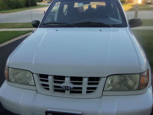 2001 kia sportage base convertible 2-door 2.0l