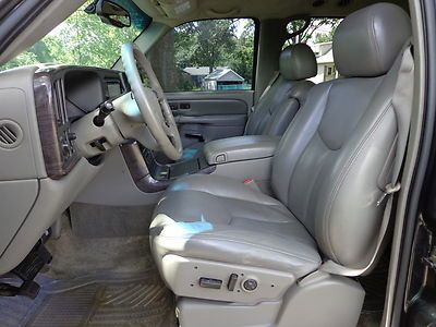 2003 GMC YOUKON DENALI AWD 3RD SEAT DVD LEATHER LOADED RUNS GREAT NO RESERVE, image 25