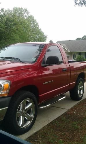 2006 dodge ram 1500 st standard cab pickup 2-door 3.7l