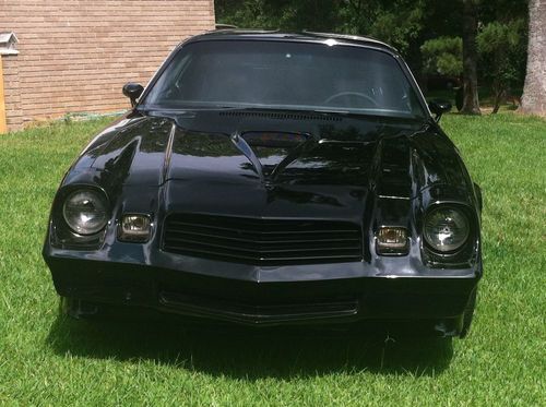 1979 Chevy Camaro Z28 w/T-tops, image 2