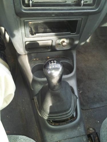 1998 Mazda Protege LX Sedan 4-Door 1.5L, image 2