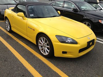 Honda s2000 convertible 6spd southern vehicle clean car