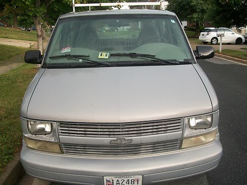 1998 chevrolet astro  cargo/passenger van 3-door 4.3l.  runs good!!