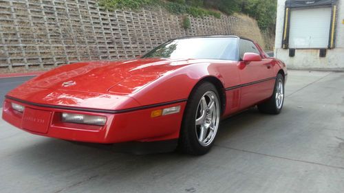 1986 chevrolet corvette base hatchback 2-door 5.7l