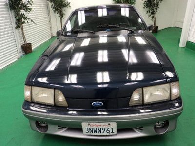 1988 FORD MUSTANG 5.0 V-8/MANUAL NO RESERVE!, image 2