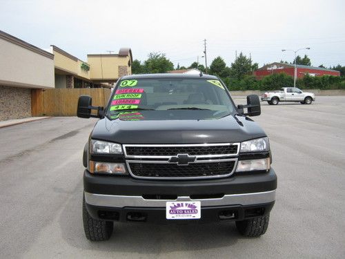 DURAMAX DIESEL 4X4 GREAT DEAL!!, image 2