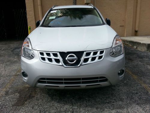 2012 Nissan Rogue SV Sport Utility 4-Door 2.5L, image 2