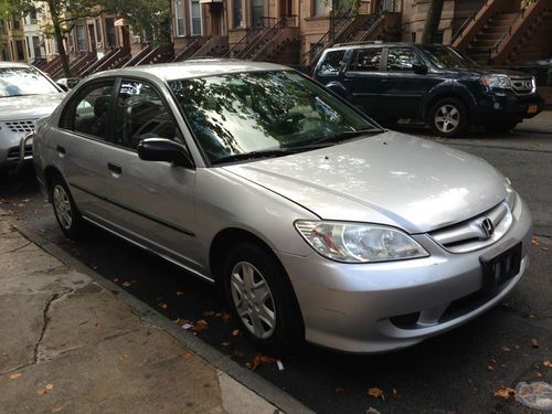 2005 honda civic dx sedan 4-door 1.7l