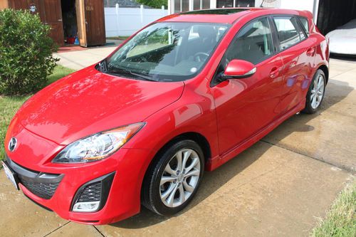 2010 mazda 3 s hatchback 4-door 2.5l in very good condition!!!