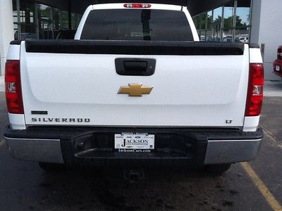 Low Reserve! 4X4 Ext Cab 8 foot long bed,5.3L, Excellent Condition, image 6