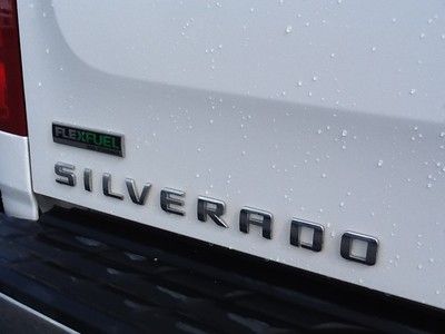 Low Reserve! 4X4 Ext Cab 8 foot long bed,5.3L, Excellent Condition, image 15