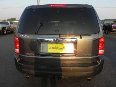 Touring NAV Leather Sunroof 3rd Row Rear DVD Back-Up Camera Heated Front Seats, image 5