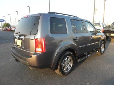 Touring NAV Leather Sunroof 3rd Row Rear DVD Back-Up Camera Heated Front Seats, image 6