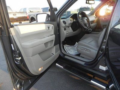 Touring NAV Leather Sunroof 3rd Row Rear DVD Back-Up Camera Heated Front Seats, image 11