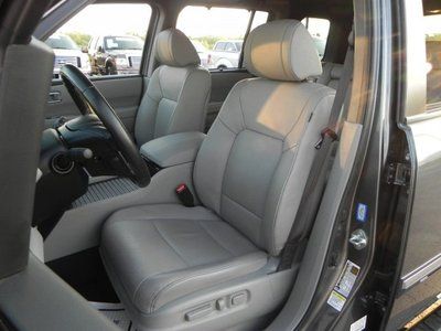 Touring NAV Leather Sunroof 3rd Row Rear DVD Back-Up Camera Heated Front Seats, image 14