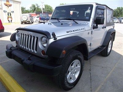 2009 jeep wrangler x 3.8l auto  silver/black soft top