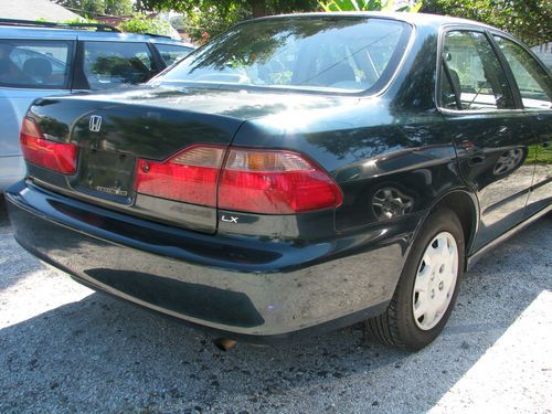 1998 HONDA ACCORD 4DR LX, image 3