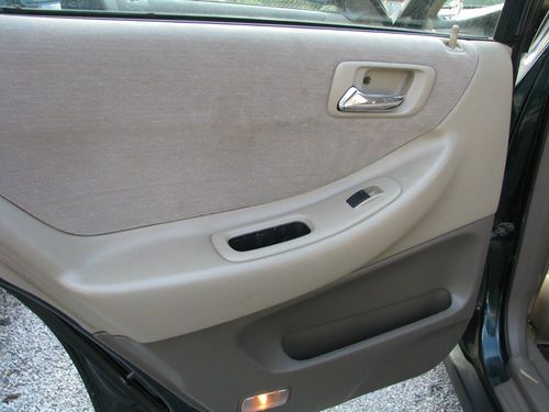 1998 HONDA ACCORD 4DR LX, image 8
