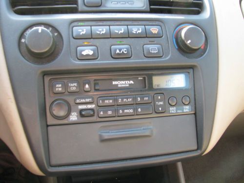 1998 HONDA ACCORD 4DR LX, image 17