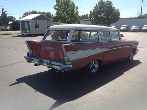 NICE 1957 CHEVY WAGON CORVETTE 350 ENGINE AND TURBO 350 TRANNY RUST FREE, image 8