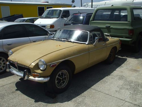 1973 MGB PROJECT CAR, image 2