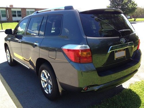 2009 toyota highlander sport utility navigation, dvd, back up cam,  4-door 2.7l