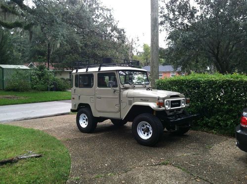 1979 toyota fj40- original gasoline v6, 4x4, dune beige