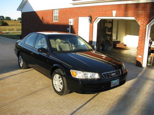 2000 toyota camry le sedan 4-door 2.2l